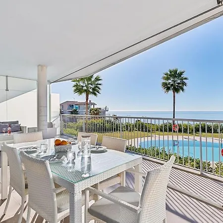 Apartamento Ocean & Pool View 3-bedroom Apt. *