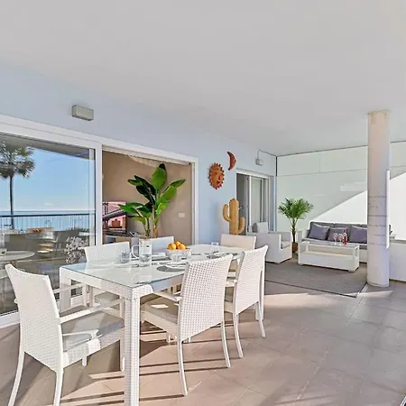 公寓 Ocean & Pool View 3-bedroom Apt. *
